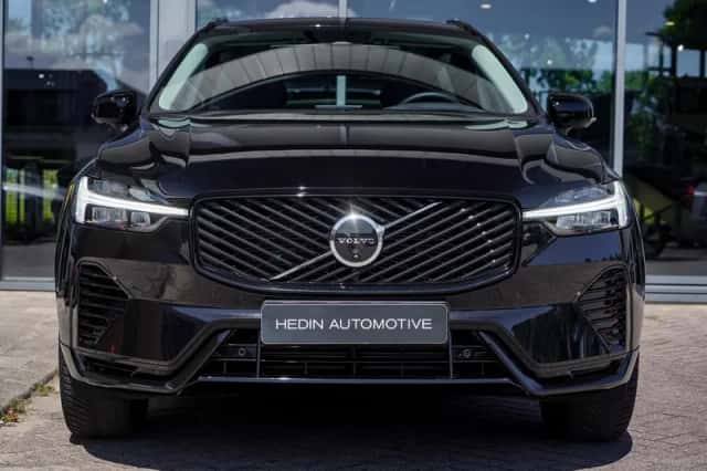 Volvo XC60 (2025) thumbnail 2