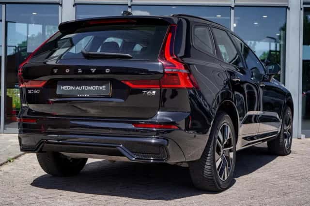 Volvo XC60 (2025) thumbnail 6