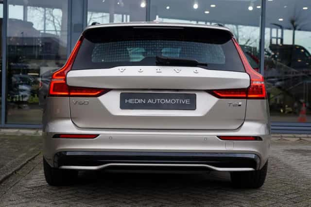Volvo V60 (2025) thumbnail 5