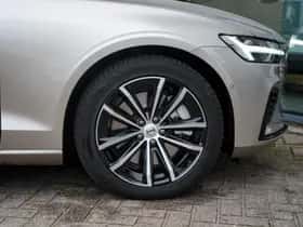 Volvo V60 (2025) thumbnail 7