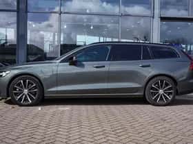 Volvo V60 (2025) thumbnail 3