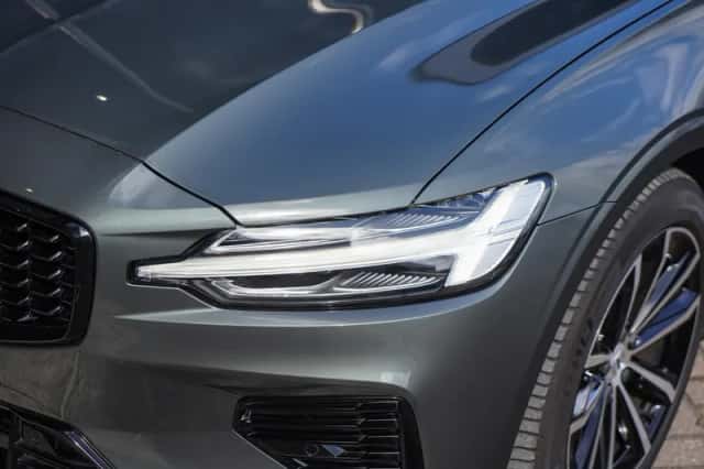 Volvo V60 (2025) thumbnail 4