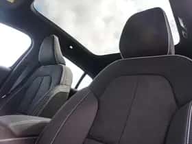 Volvo C40 (2025) thumbnail 9