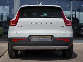 Volvo XC40 (2021) thumbnail 5