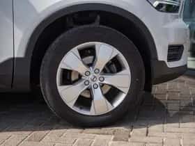 Volvo XC40 (2021) thumbnail 7