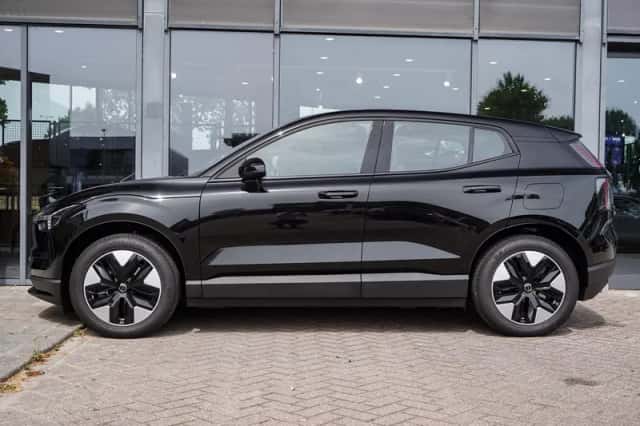 Volvo EX30 (2026) thumbnail 3