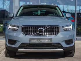 Volvo XC40 (2022) thumbnail 2