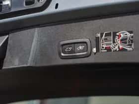 Volvo XC40 (2022) thumbnail 11