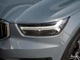 Volvo XC40 (2022) thumbnail 4