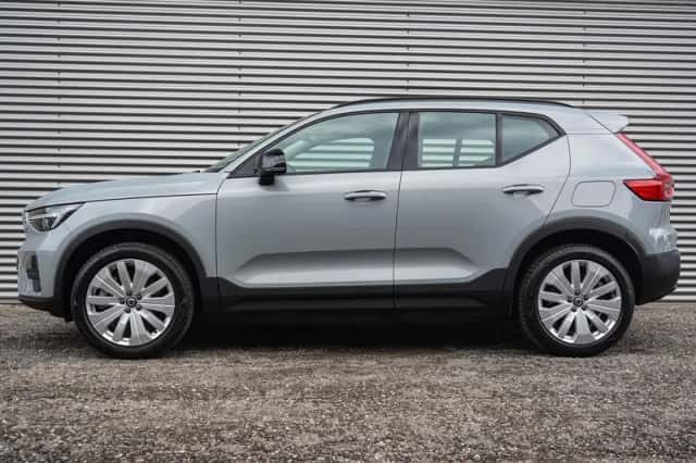 Volvo EX40 (2025) thumbnail 3