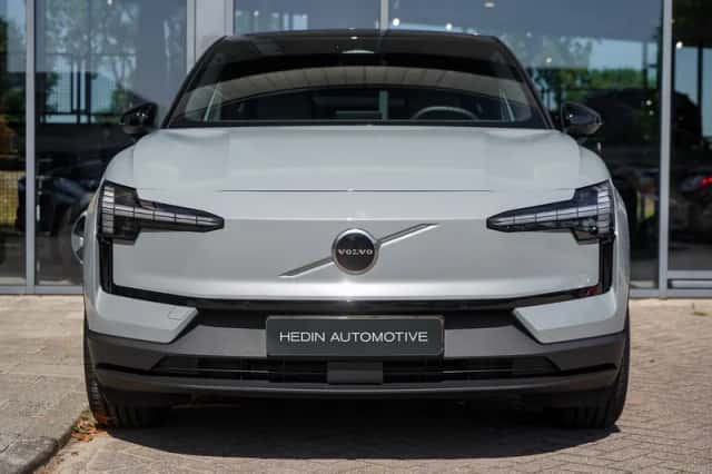 Volvo EX30 (2026) thumbnail 2
