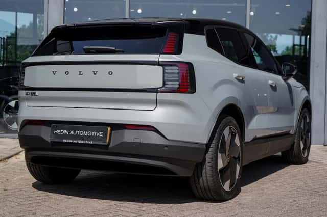 Volvo EX30 (2026) thumbnail 6