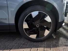 Volvo EX30 (2025) thumbnail 7