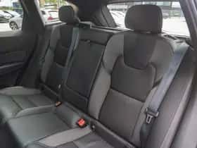 Volvo XC60 (2023) thumbnail 14
