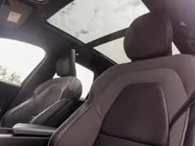 Volvo XC60 (2023) thumbnail 17