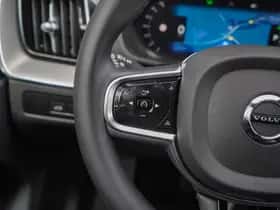 Volvo XC60 (2023) thumbnail 19