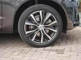 Volvo XC60 (2023) thumbnail 7