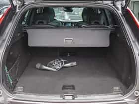 Volvo XC60 (2023) thumbnail 10