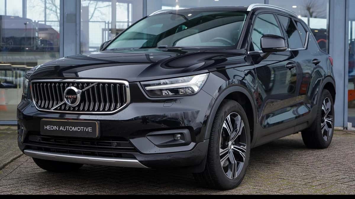 Volvo XC40 (2021) — foto 1