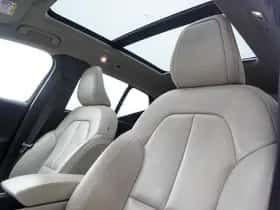 Volvo XC40 (2021) thumbnail 17