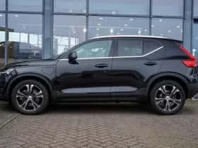 Volvo XC40 (2021) thumbnail 3