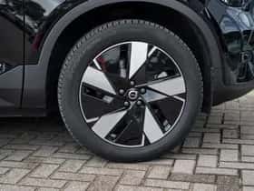 Volvo EX40 (2025) thumbnail 7