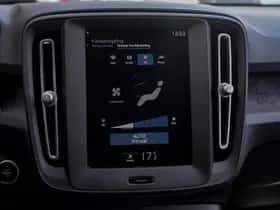 Volvo XC40 (2022) thumbnail 22