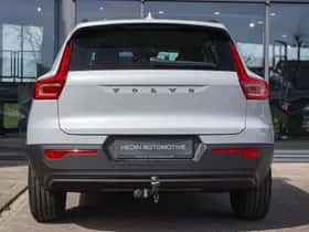 Volvo XC40 (2022) thumbnail 5