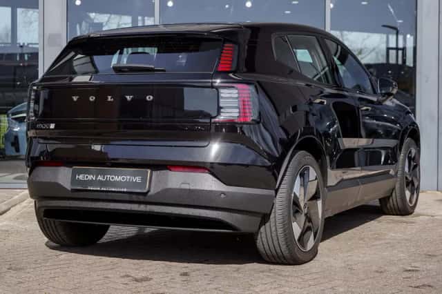 Volvo EX30 (2026) thumbnail 6