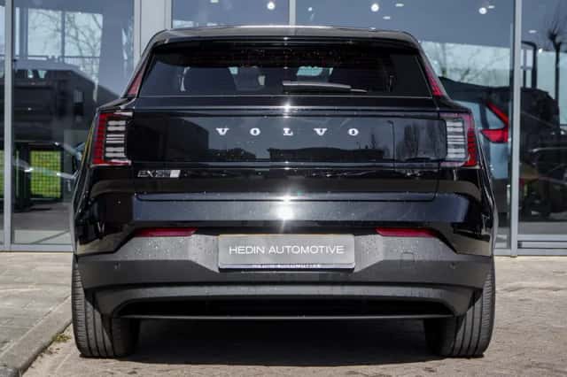 Volvo EX30 (2026) thumbnail 5