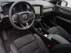 Volvo EX40 (2026) thumbnail 12