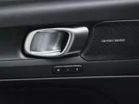 Volvo EX40 (2025) thumbnail 15