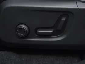 Volvo EX40 (2025) thumbnail 16