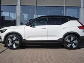 Volvo EX40 (2025) thumbnail 3