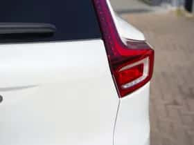 Volvo EX40 (2025) thumbnail 9