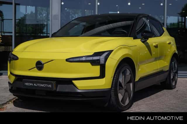 Volvo EX30 (2024) thumbnail 1