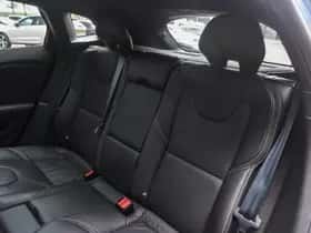 Volvo V40 (2019) thumbnail 13