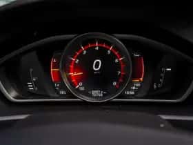 Volvo V40 (2019) thumbnail 16