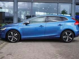 Volvo V40 (2019) thumbnail 3