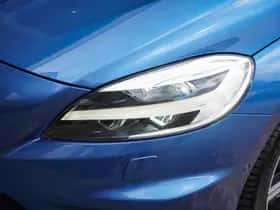 Volvo V40 (2019) thumbnail 4