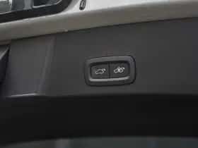 Volvo EX40 (2025) thumbnail 11