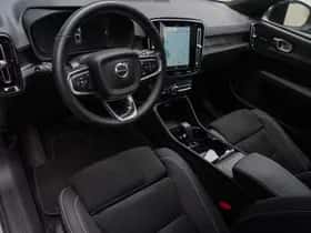 Volvo EX40 (2025) thumbnail 12