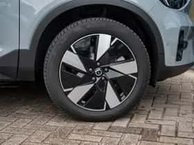 Volvo EX40 (2025) thumbnail 7