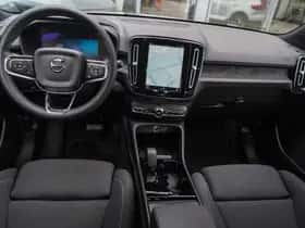 Volvo XC40 (2024) thumbnail 13