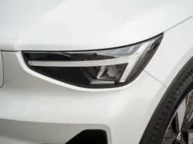 Volvo XC40 (2024) thumbnail 4