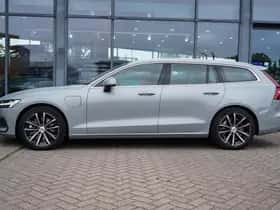 Volvo V60 (2025) thumbnail 3