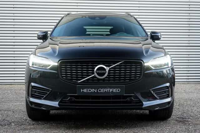 Volvo XC60 (2020) thumbnail 2