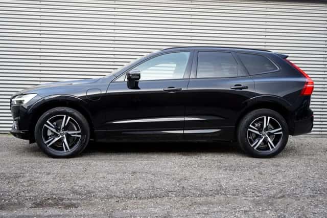 Volvo XC60 (2020) thumbnail 3