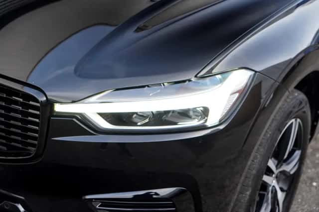 Volvo XC60 (2020) thumbnail 4