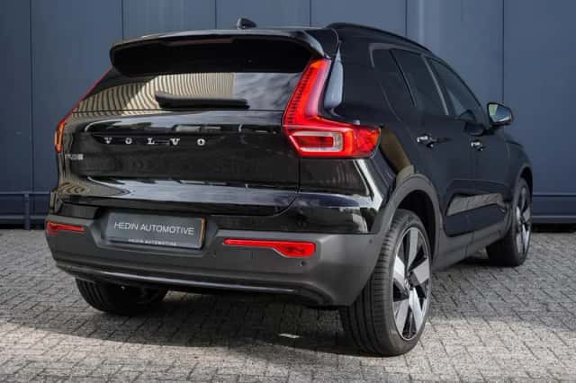 Volvo EX40 (2026) thumbnail 6